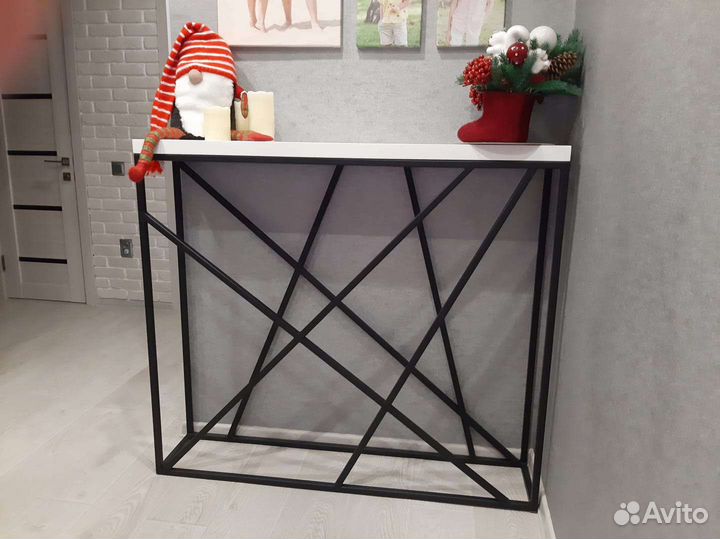 Консоль, журнальный столик, компьютерный стол