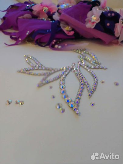 Украшение на пучок для художественной гимнастики