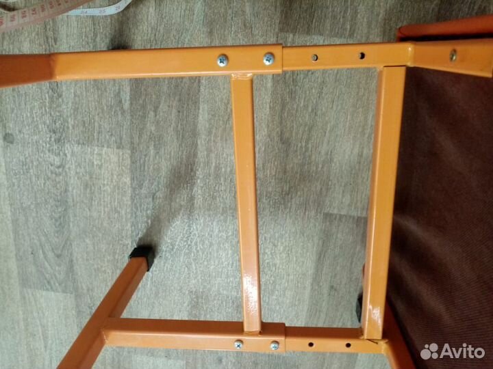 Продам цветную школьную парту и стул