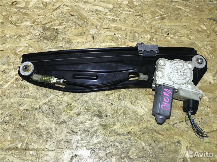 Стеклоподъемник задний левый Bmw 7-Series E65