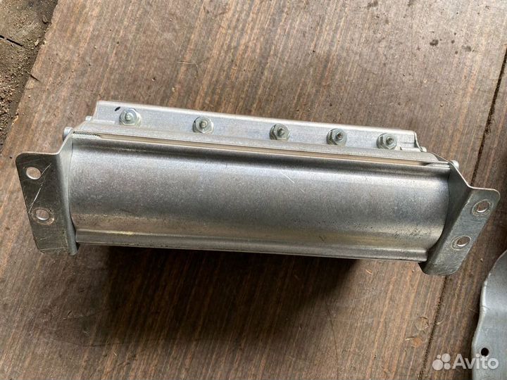 Подушка безопасности пассажирская mercedes W 210