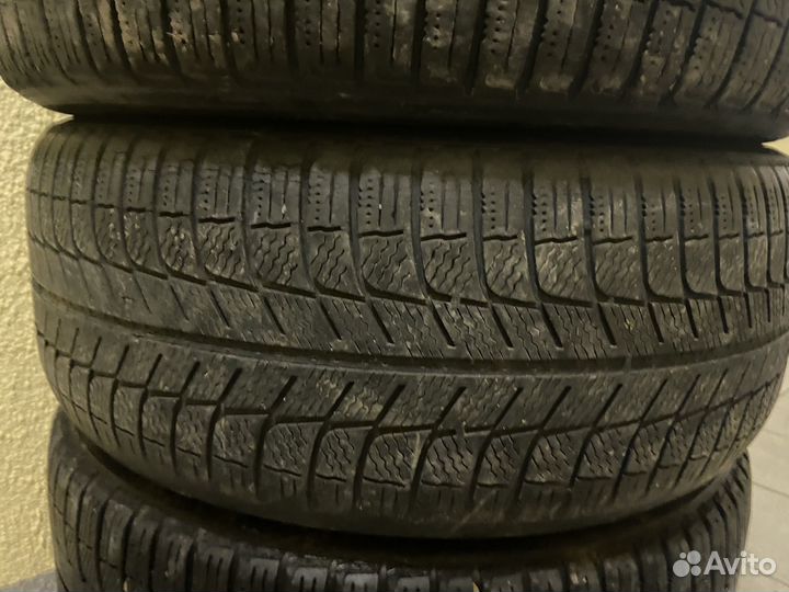 Michelin Agilis 225/55 R17