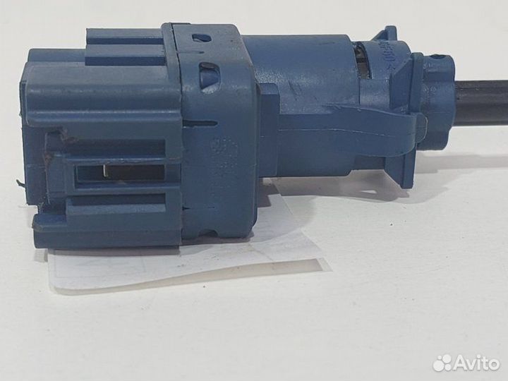 Выключатель стоп сигнала Land Rover Range Rover