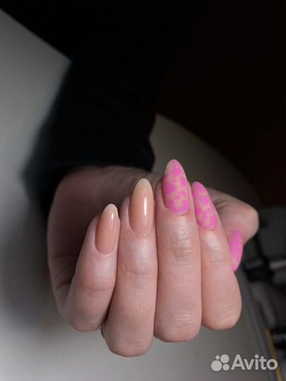 Маникюр, наращивание ногтей, педикюр