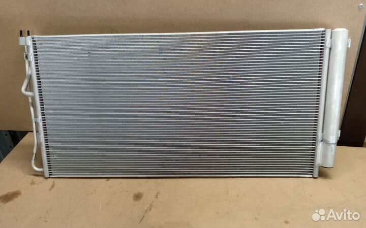 Радиатор кондиционера Kia 976061D110