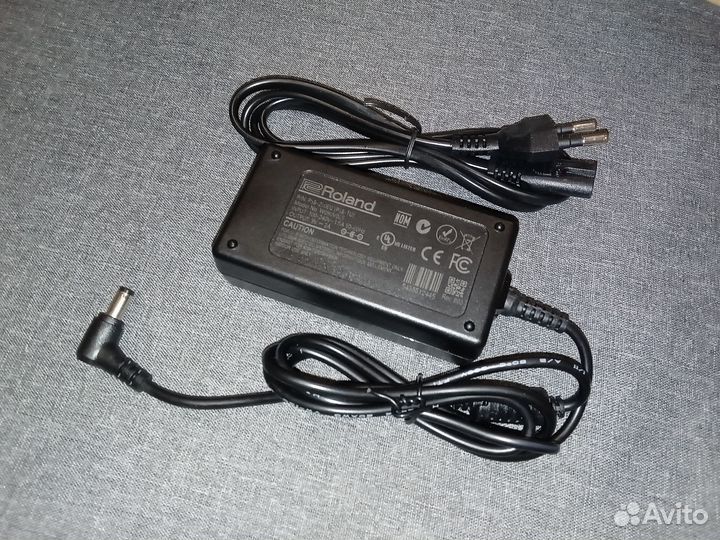 Блок питания Roland VR-3, VR-09, TD-1K, TD-1DMK