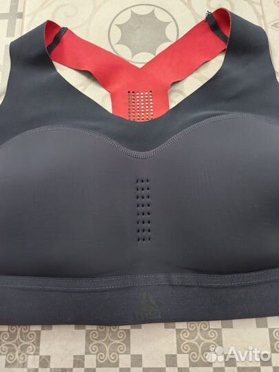 Спортивный топ Reebok S