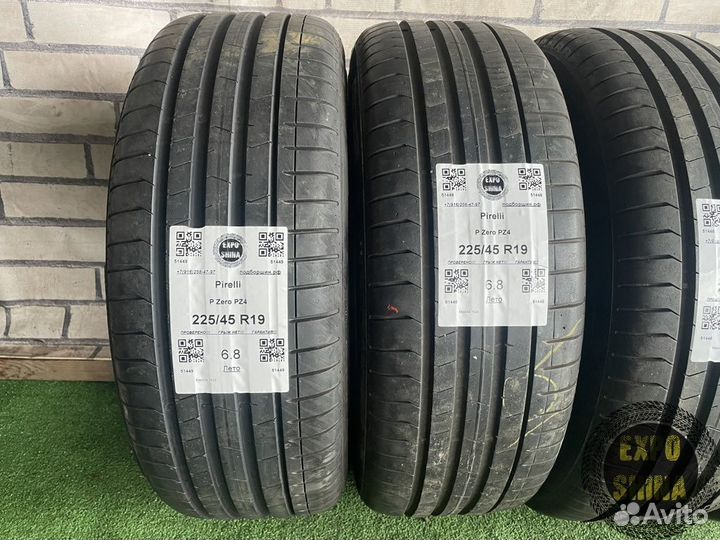 Pirelli P Zero PZ4 225/45 R19 96Y