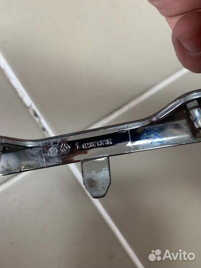 Накладка решетки радиатора Renault Duster 2 (Hjd)