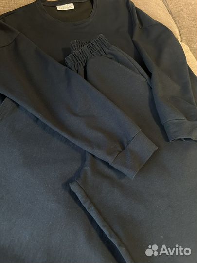 Костюм трикотажный с широкими брюками