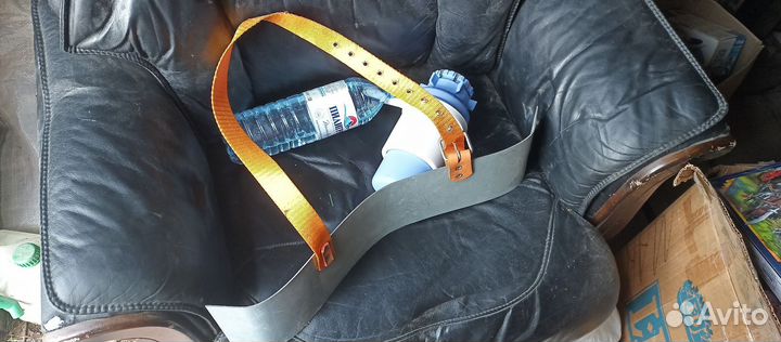 Кресло руководителя, армбластер, ключница