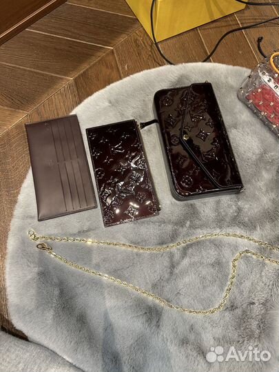 Клатч Louis Vuitton