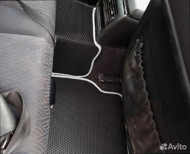 Автоковрики в салон