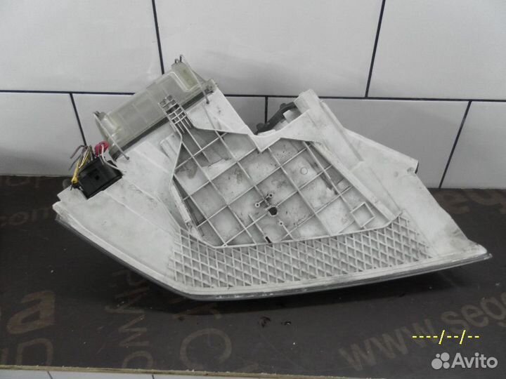 Фара левая передняя Skoda Octavia A5