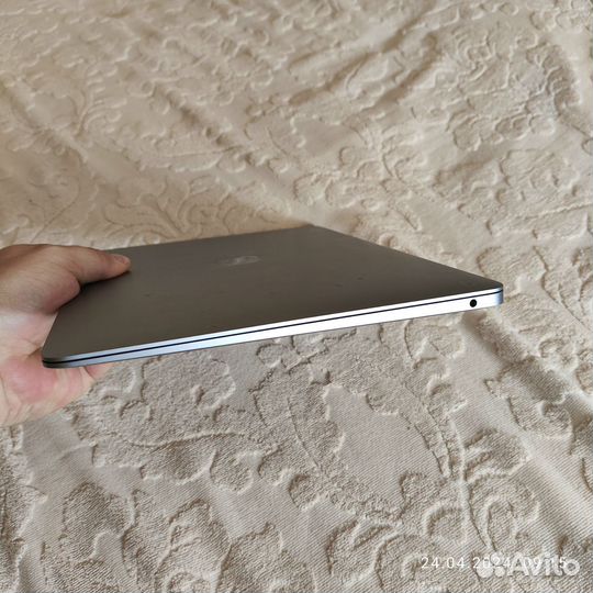 Macbook air 13 2020 m1