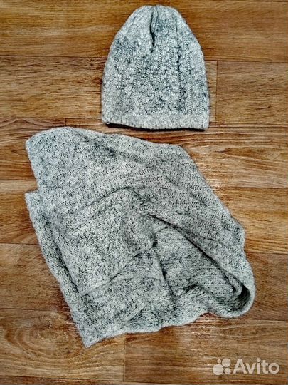 Комплект шапка и шарф женские