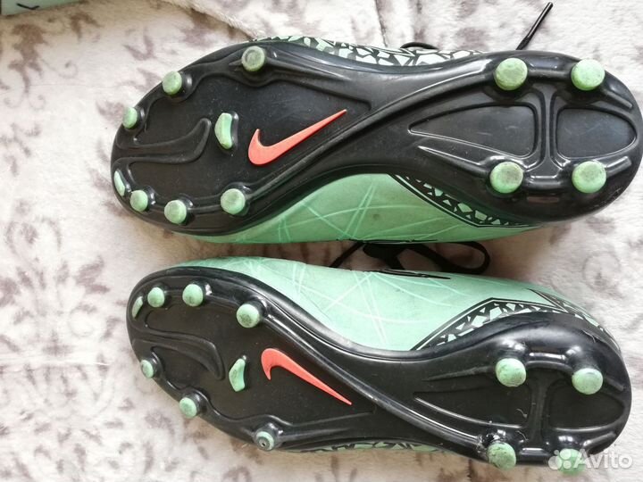 Бутсы Nike 35 и 37, Adidas 37