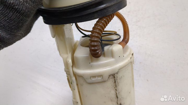 Насос топливный электрический Volkswagen Golf 4