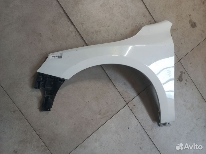 Крыло переднее левое Volvo S60 2013-2018 год