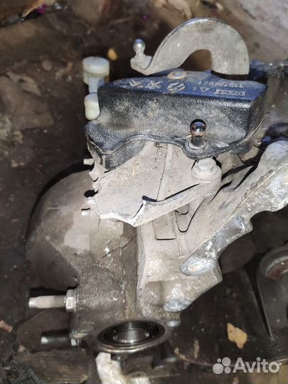 МКПП (механическая коробка переключения передач) P