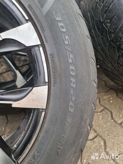 Yokohama Parada Spec-X 305/50 R20 120