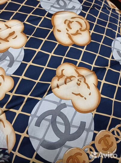 Шелковый платок новый,ручной подгиб 95см