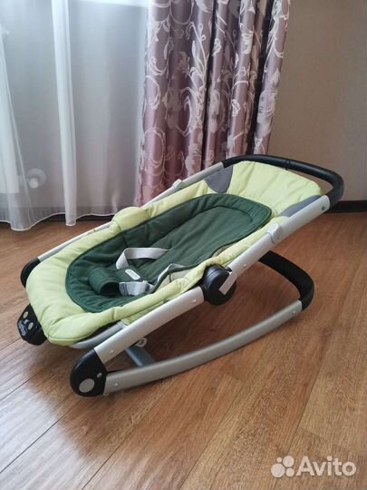 Шезлонг для малышей