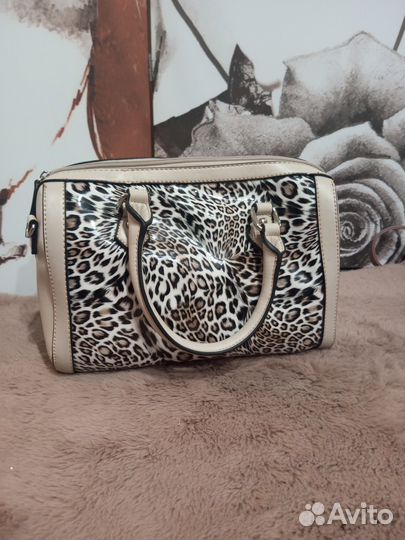 Сумки и сумочки женские