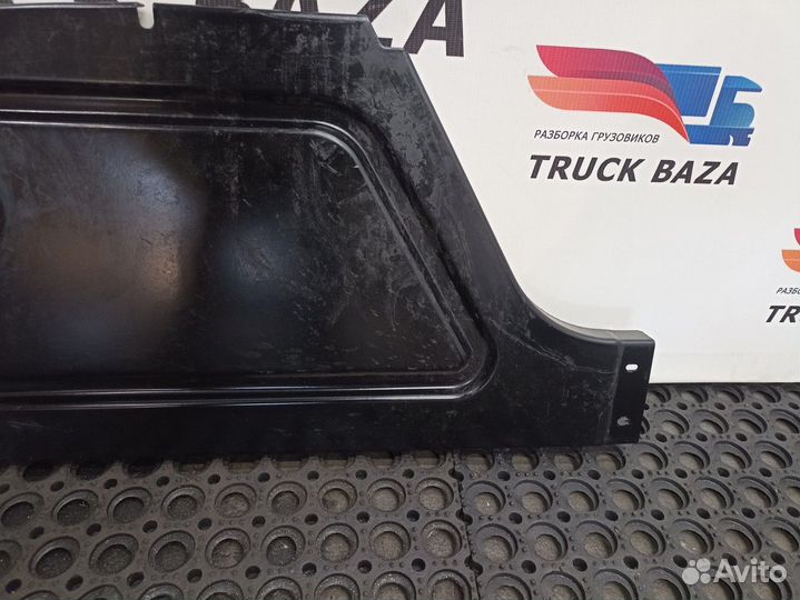 A9406800807 Накладка спальника правая