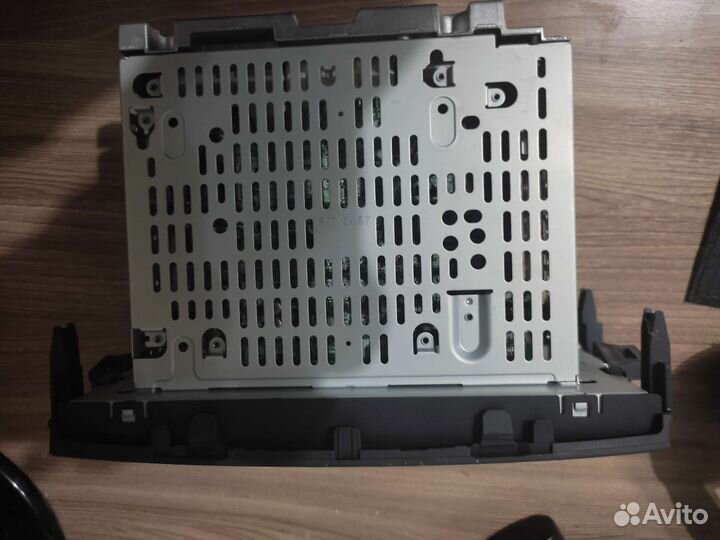 Штатная магнитола тойота королла