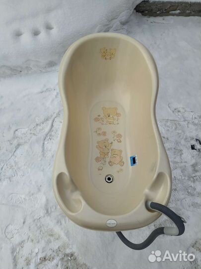 Детская ванночка для купания с подставкой