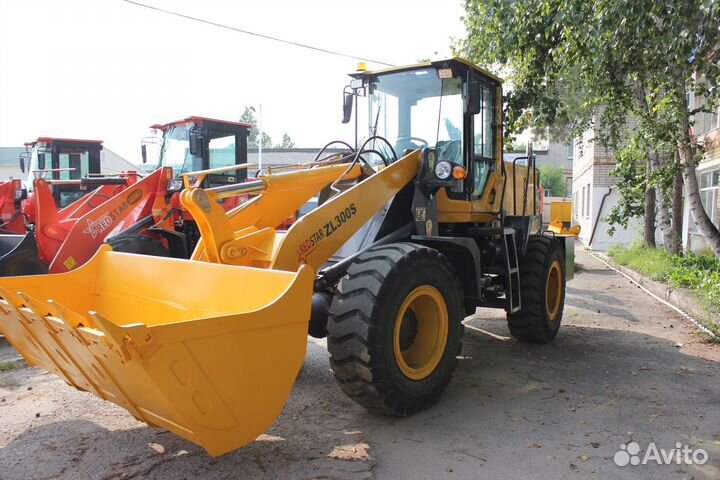 Фронтальный погрузчик Redstar ZL300S, 2023