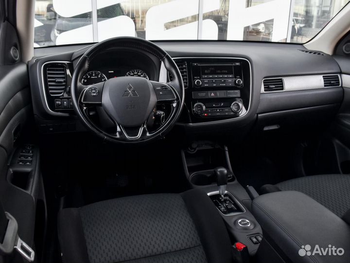 Mitsubishi Outlander 2.0 CVT, 2015, 158 834 км