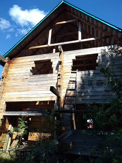 Дом 160 м² на участке 15 сот.