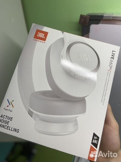 Беспроводные наушники jbl 660 nc