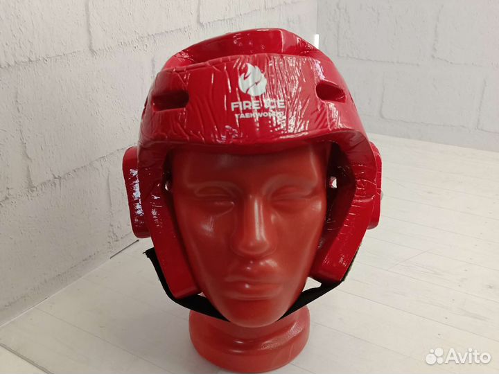 Шлем для тхэквондо