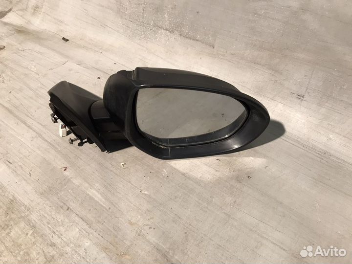 Зеркало правое Mazda 3