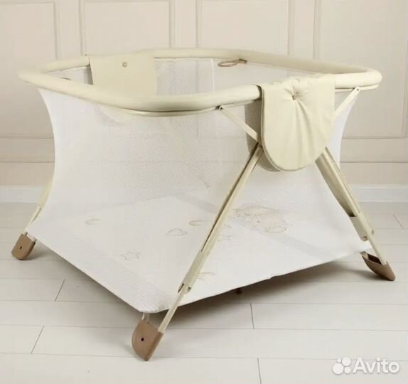 Манеж детский складной