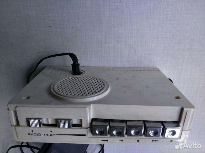 Магнитафон кассетный с адаптером