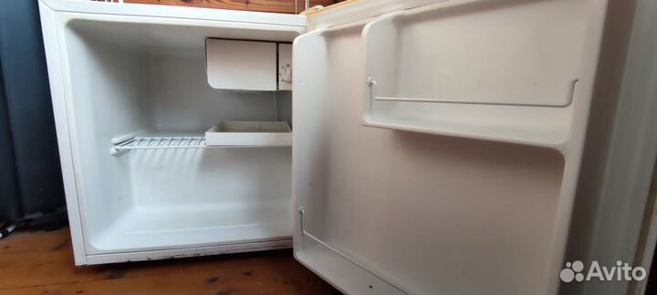 Холодильник на запчасти