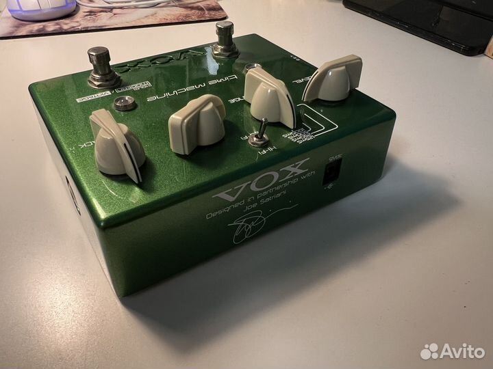 VOX Satriani Time Machine Delay