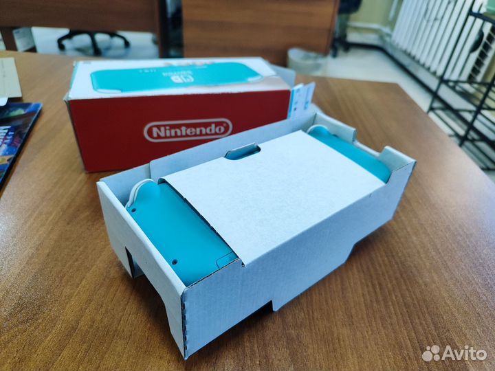 Nintendo switch lite новая