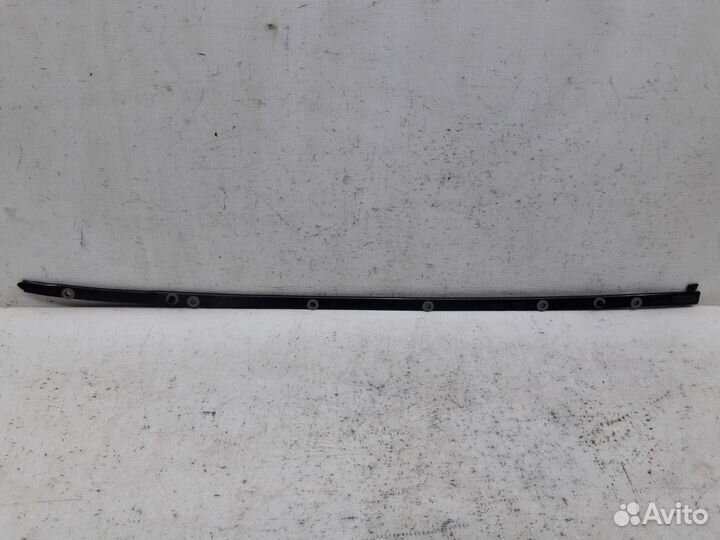 Молдинг лобового стекла левый Kia Sorento 3 Prime