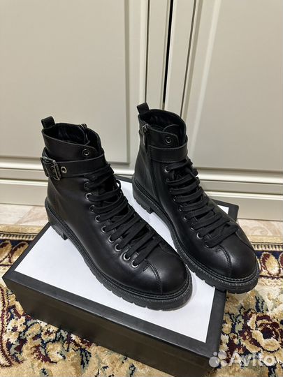 Ботинки женские