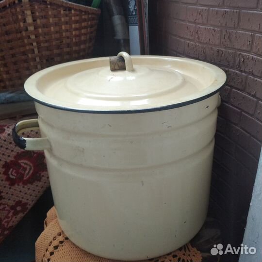 Кастрюля эмалированная 30 литров