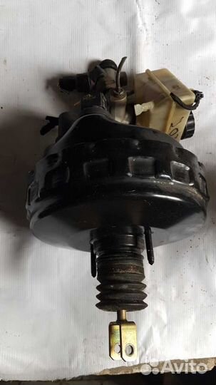 Усилитель тормозов вакуумный Mercedes-Benz C-klass