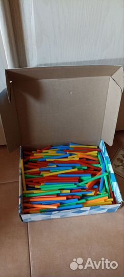 Конструктор из трубочек 400 деталей