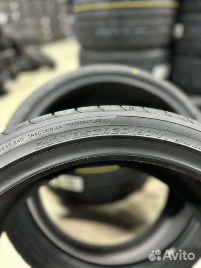 Yokohama Advan Sport V107 255/35 R20 и 285/30 R20 99Y