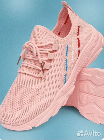 Кроссовки женские 38 размер