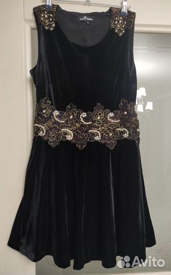 Маленькое чёрное платье